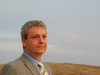 Ευάνθης Χατζηβασιλείου